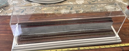 Scale model train - ,